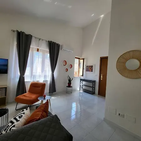 Casa Faul Con Parcheggio Vicino Turistico